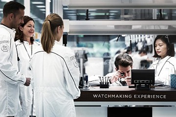 天津萧邦玫瑰金表带维修